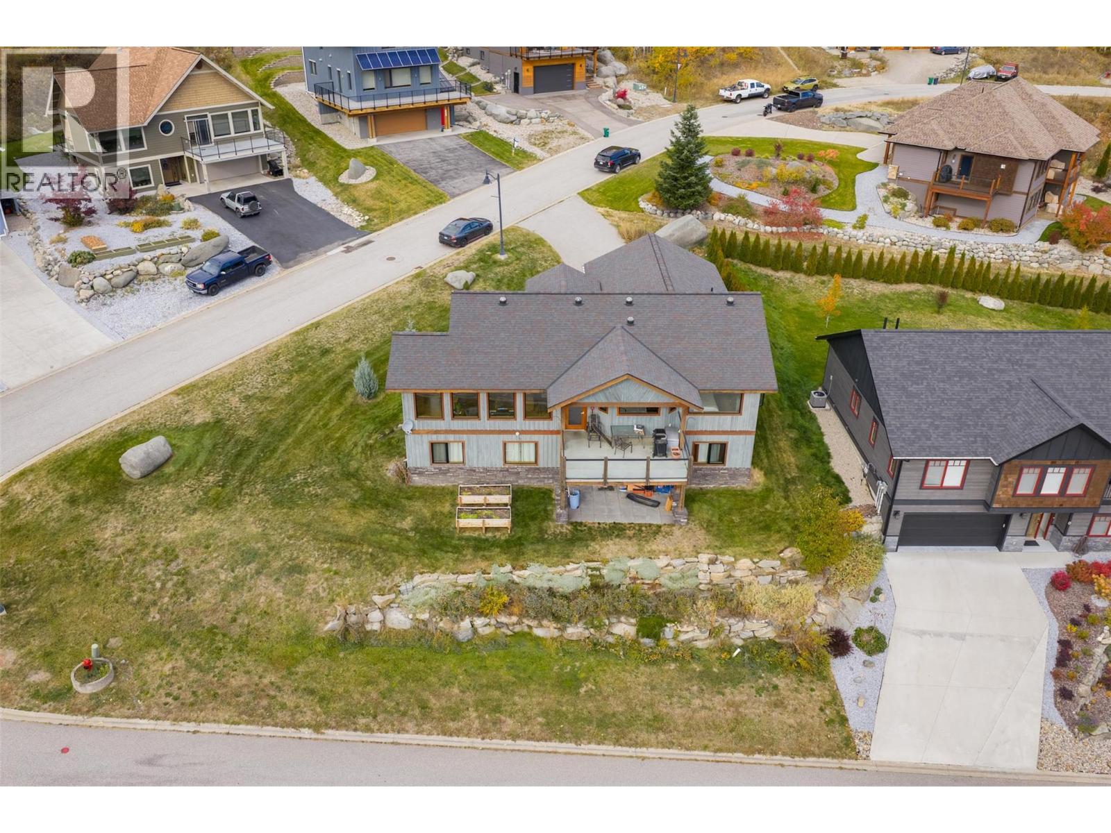 904 Redstone Drive, Rossland