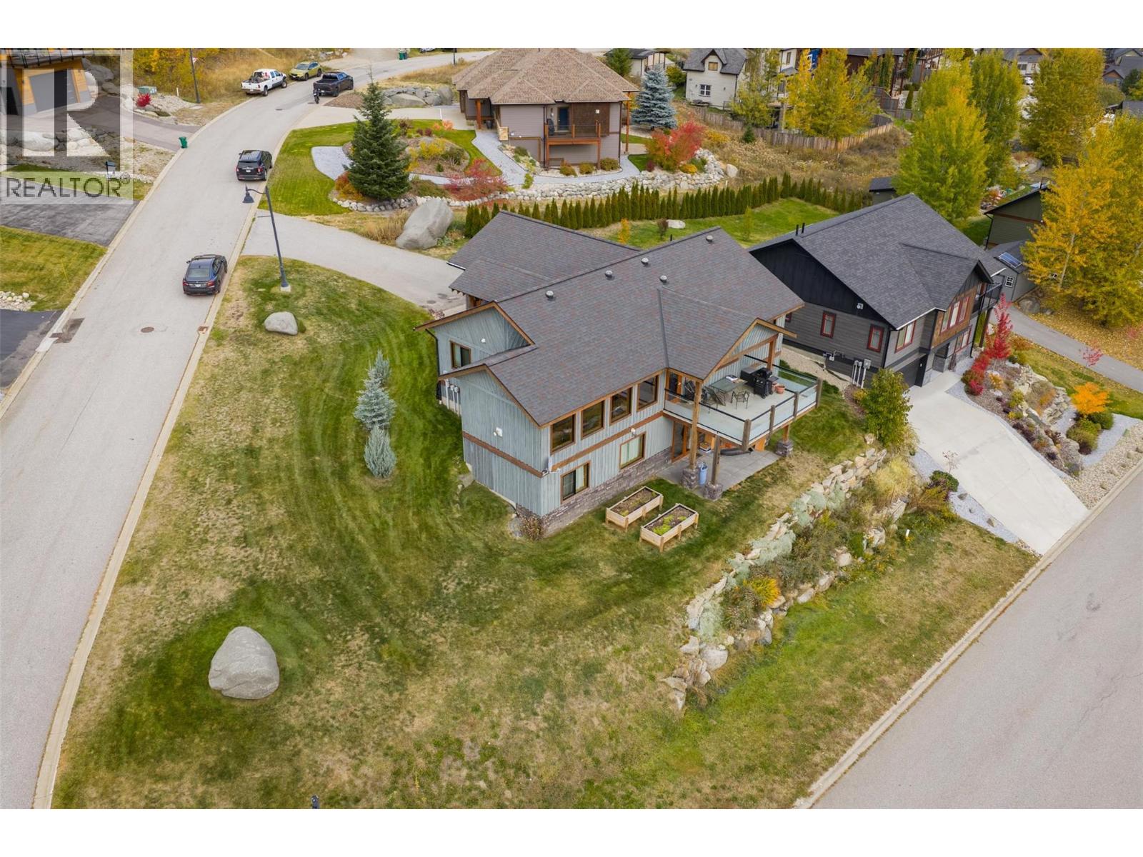 904 Redstone Drive, Rossland