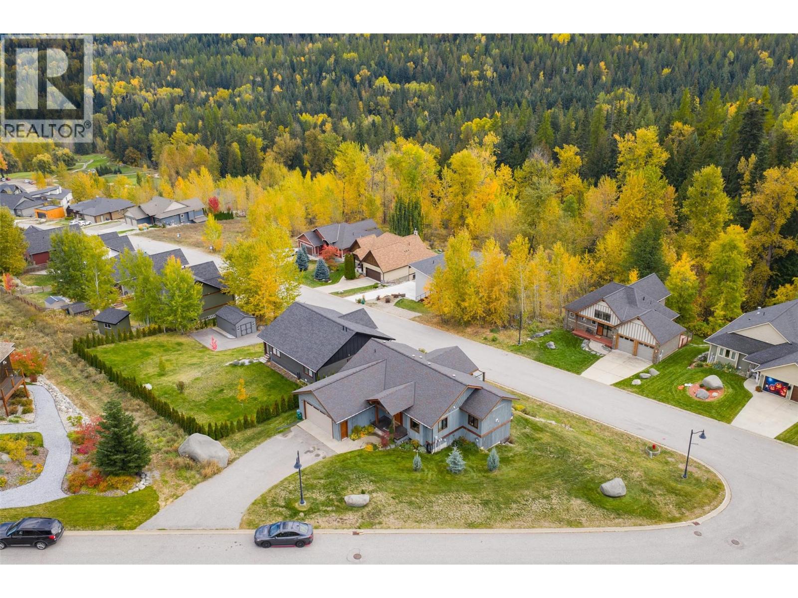 904 Redstone Drive, Rossland