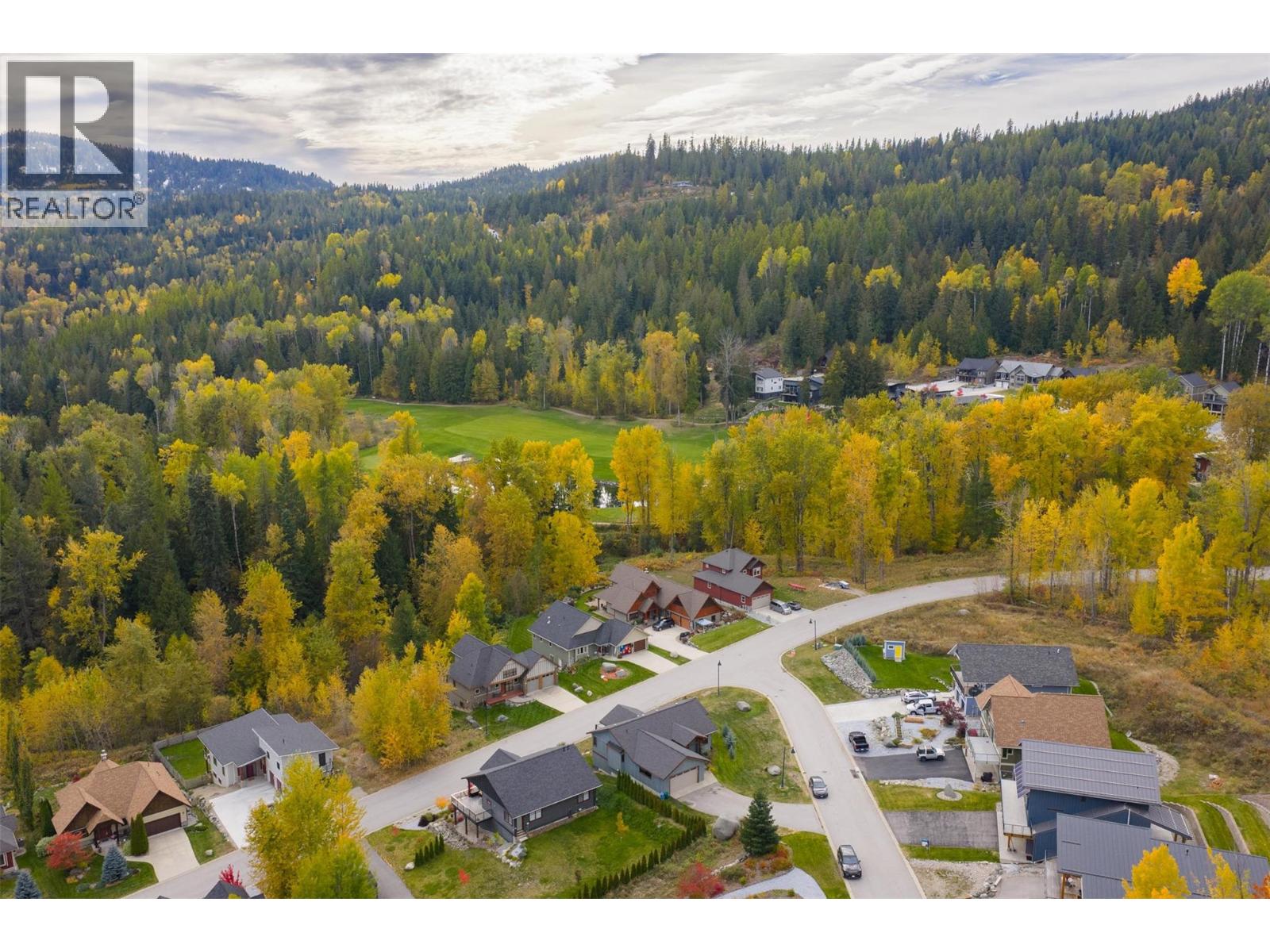 904 Redstone Drive, Rossland