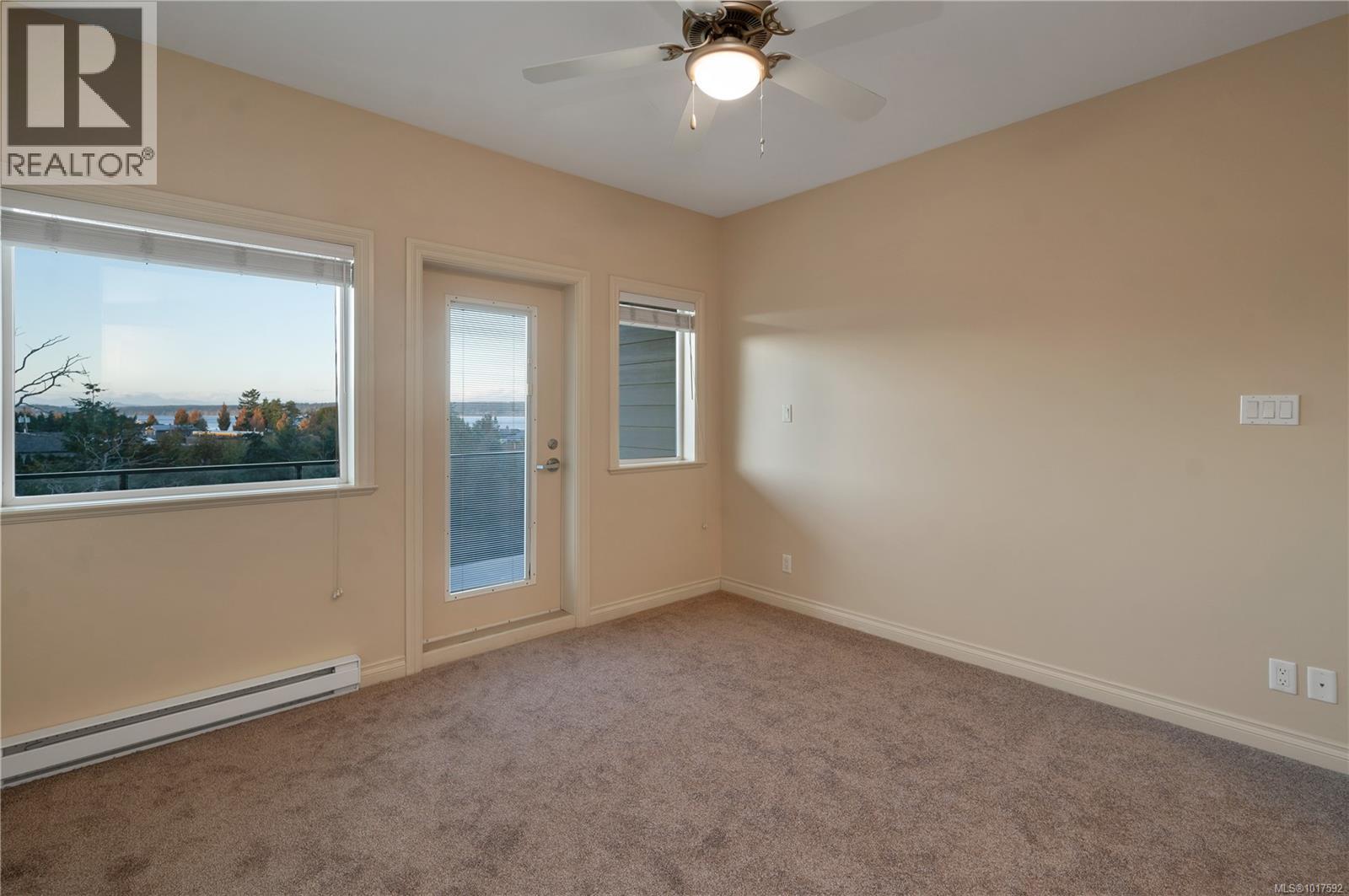 304 2676 Island Hwy S, Campbell River