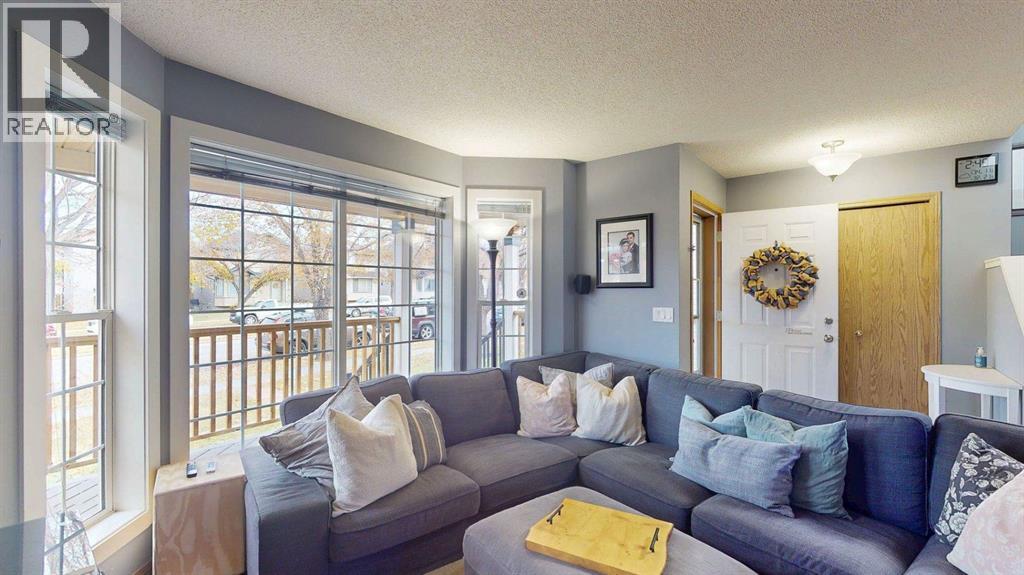 Single Family House for Sale in  Hidden Valley Link NW Hidden Valley Calgary 