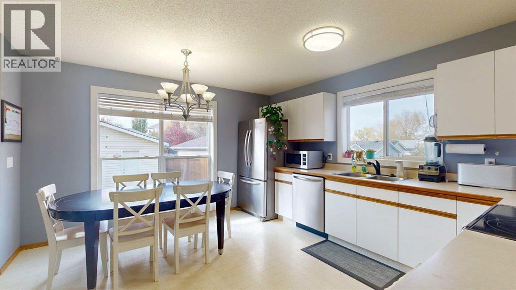 Single Family House for Sale in  Hidden Valley Link NW Hidden Valley Calgary 
