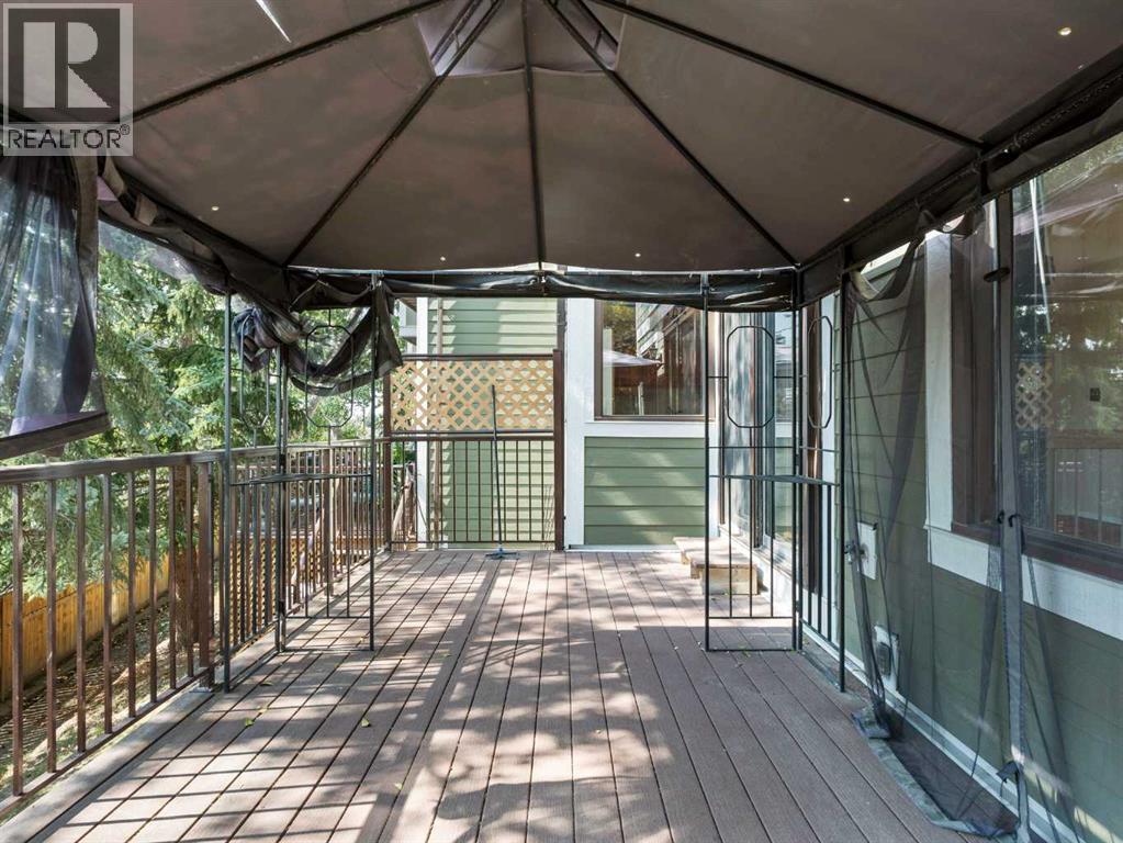 Single Family House 5 Level for Sale in   Silver Springs Road NW Silver Springs Calgary 