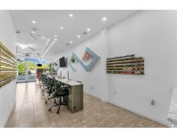 102 358 175a Street, Surrey, BC V3Z6S7 Photo 11