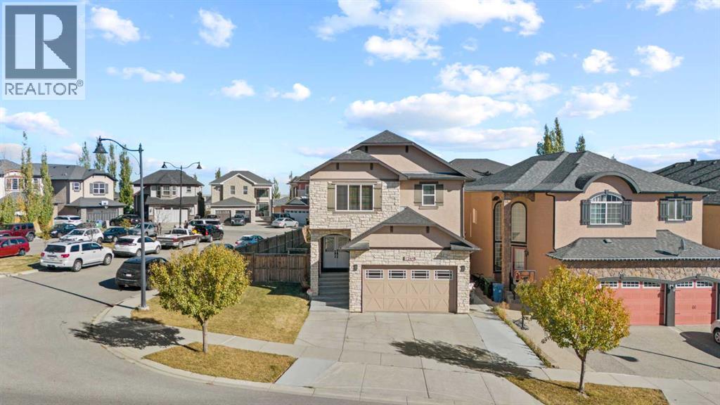 Single Family House for Sale in  Sherwood Boulevard NW Sherwood Calgary 