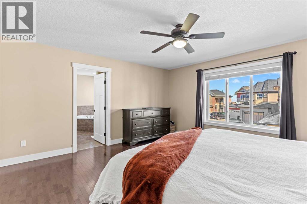 Single Family House for Sale in  Sherwood Boulevard NW Sherwood Calgary 