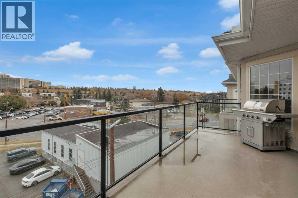 Single Family House Multi-level for Sale in   Parkdale Boulevard NW Parkdale Calgary 