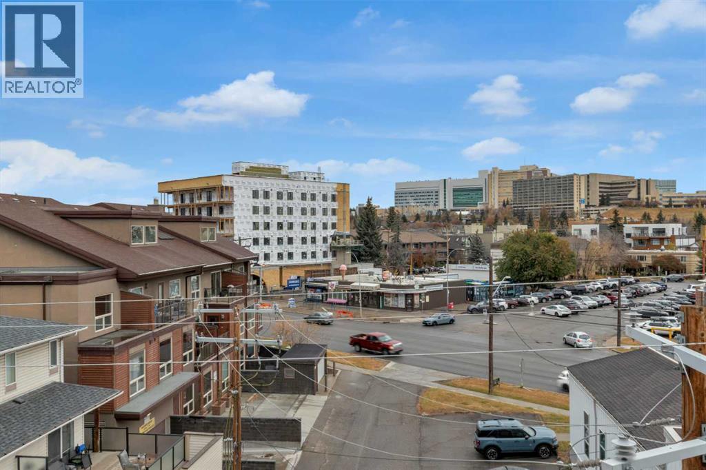 Single Family House Multi-level for Sale in   Parkdale Boulevard NW Parkdale Calgary 