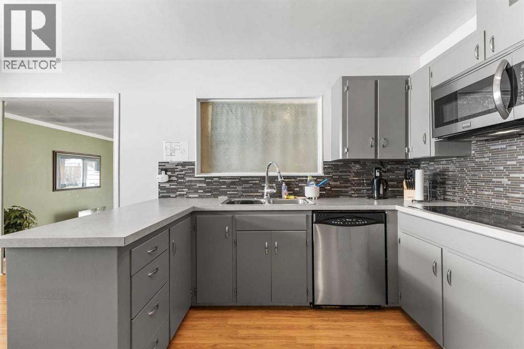 Single Family House Bungalow for Sale in   Street NE Mayland Heights Calgary 