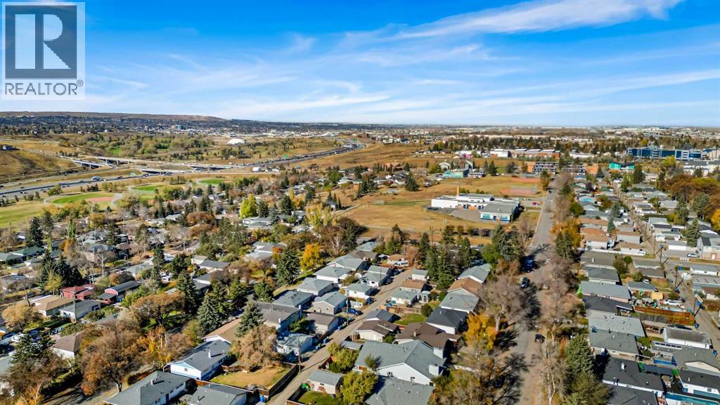 Single Family House Bungalow for Sale in   Street NE Mayland Heights Calgary 
