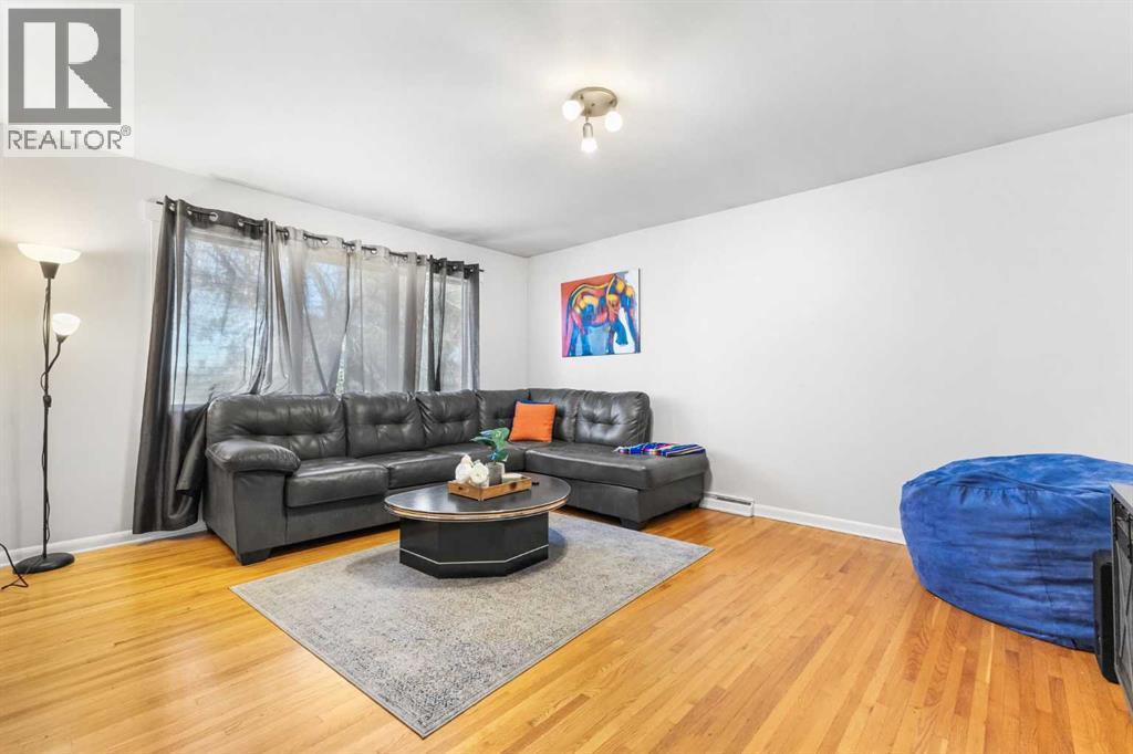 Single Family House Bungalow for Sale in   Street NE Mayland Heights Calgary 