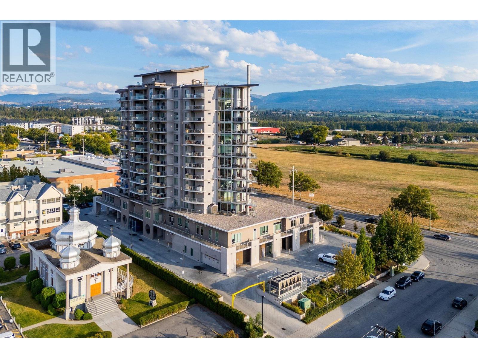 401 2040 Springfield Road, Kelowna