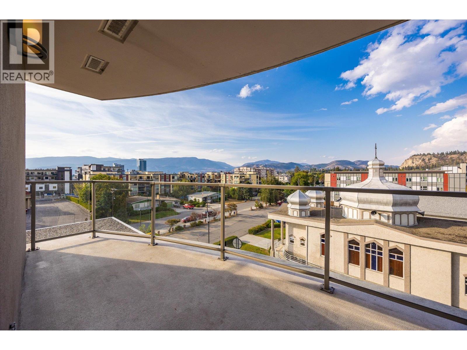 401 2040 Springfield Road, Kelowna