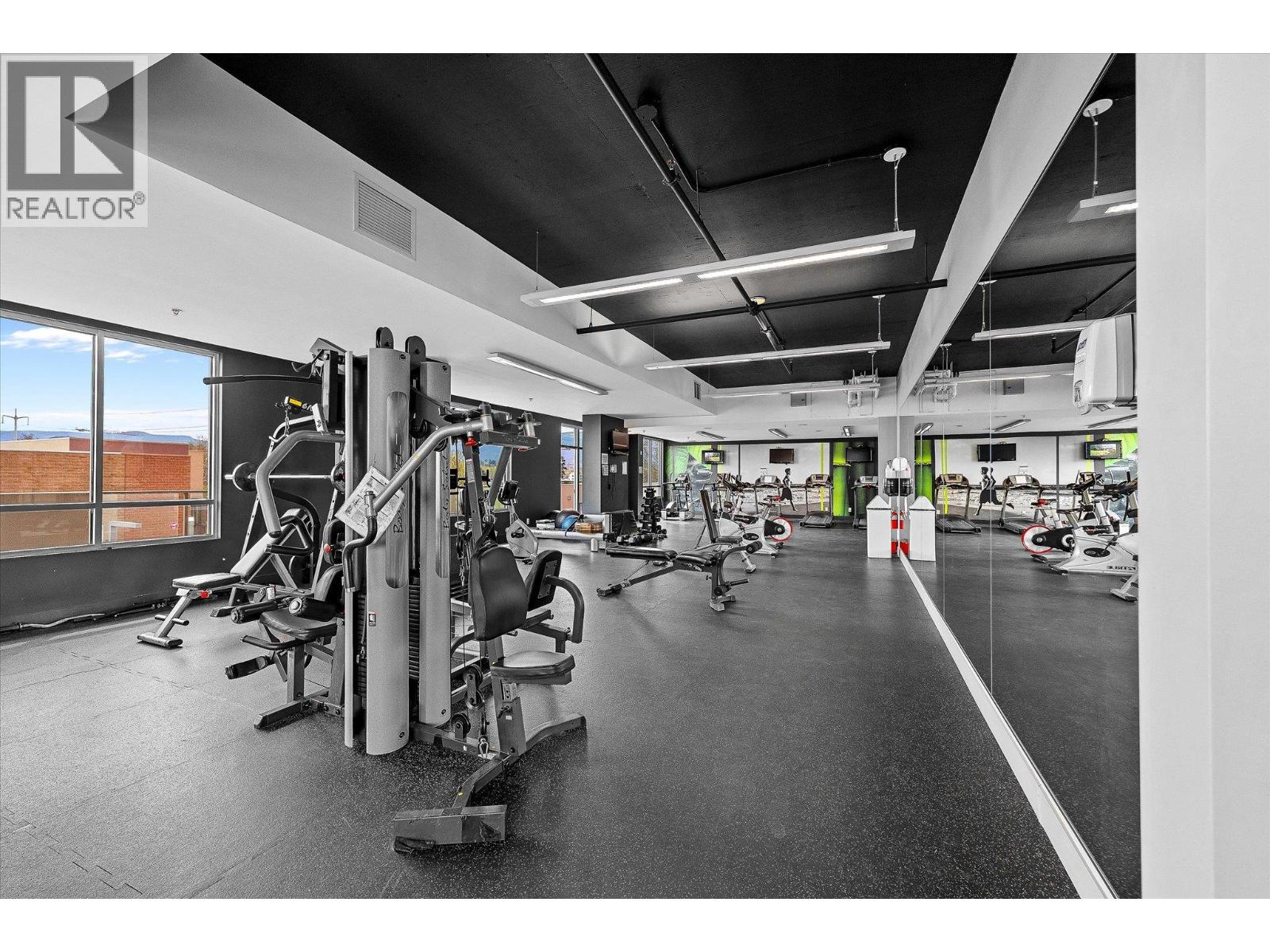 401 2040 Springfield Road, Kelowna