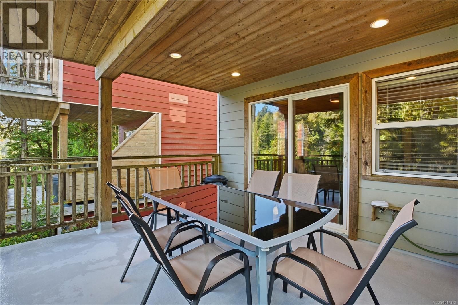 265 Boardwalk Blvd, Ucluelet
