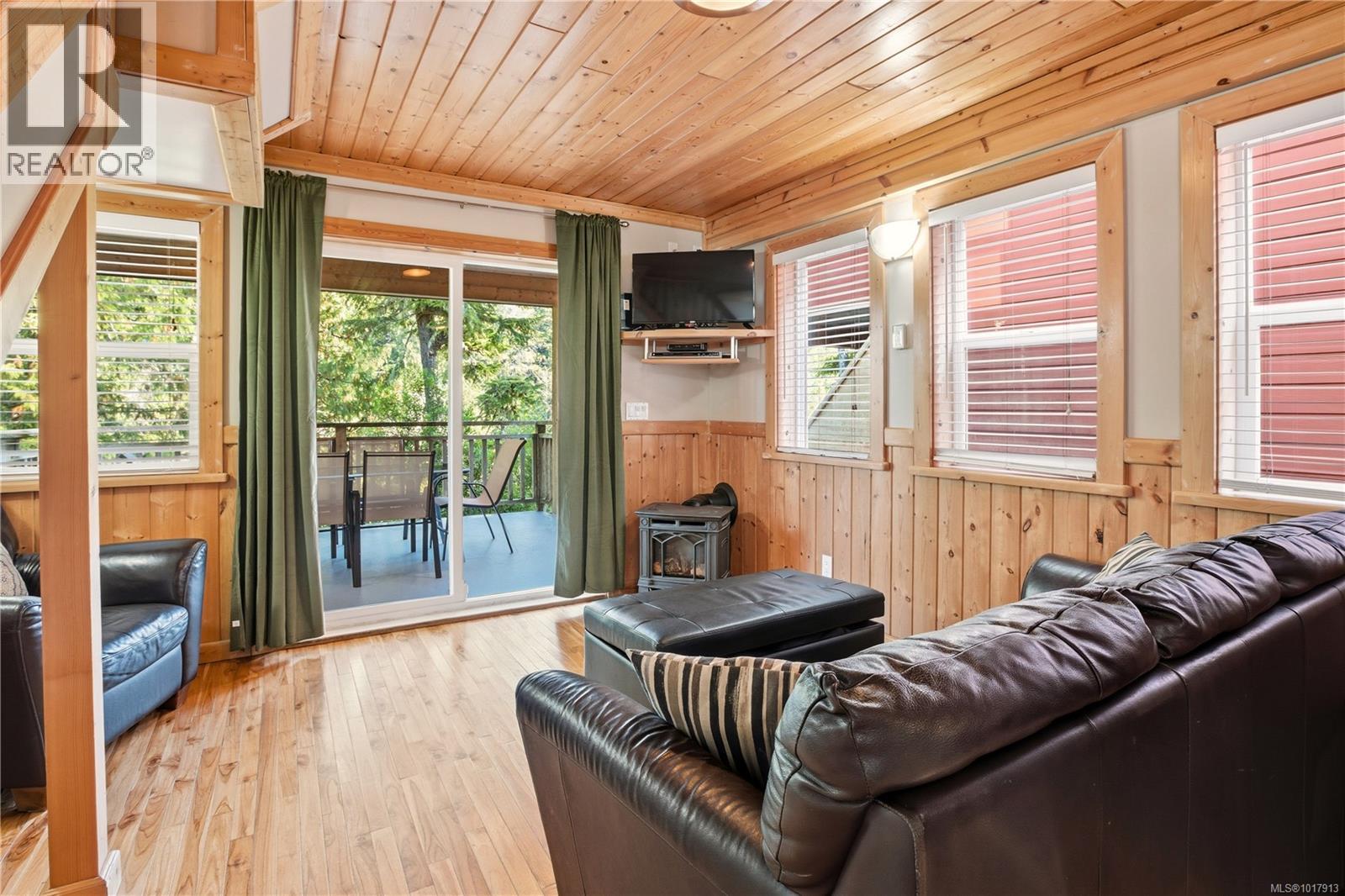 265 Boardwalk Blvd, Ucluelet