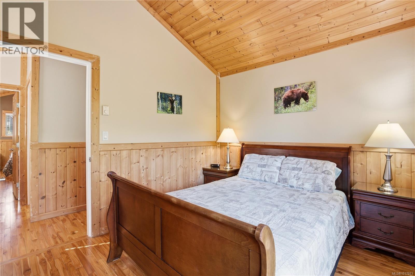 265 Boardwalk Blvd, Ucluelet