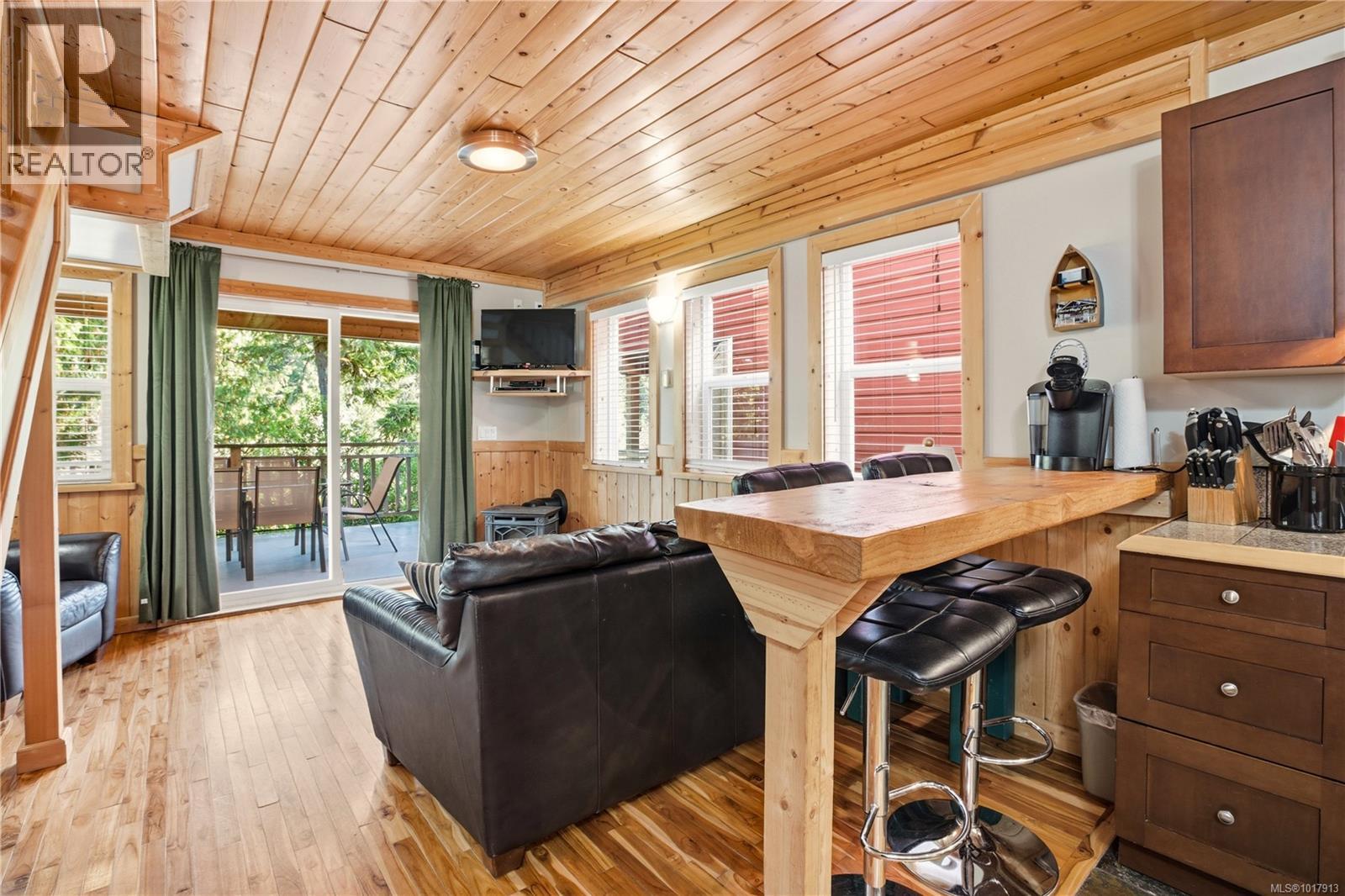 265 Boardwalk Blvd, Ucluelet
