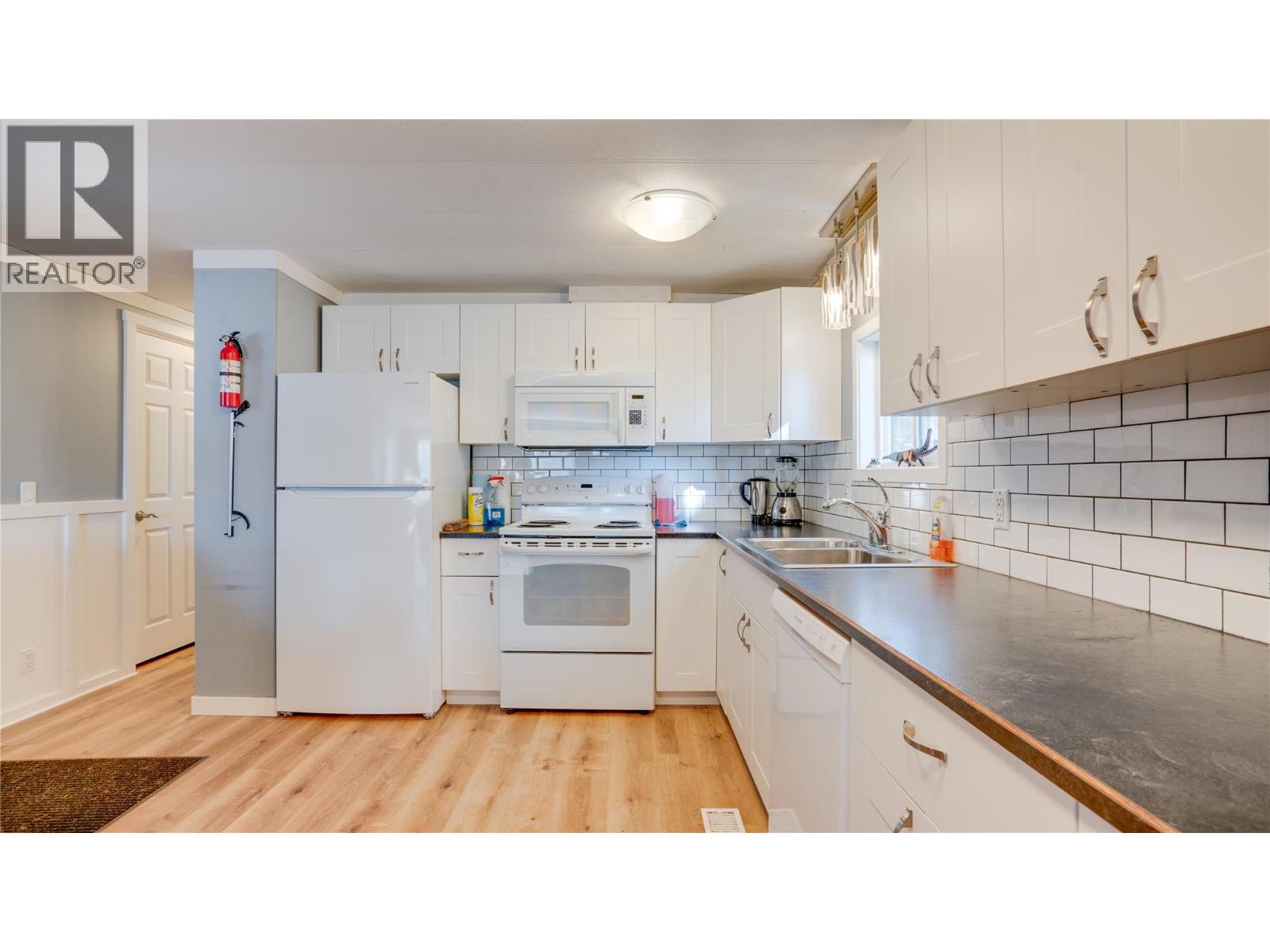 41 6588 97A Highway, Enderby