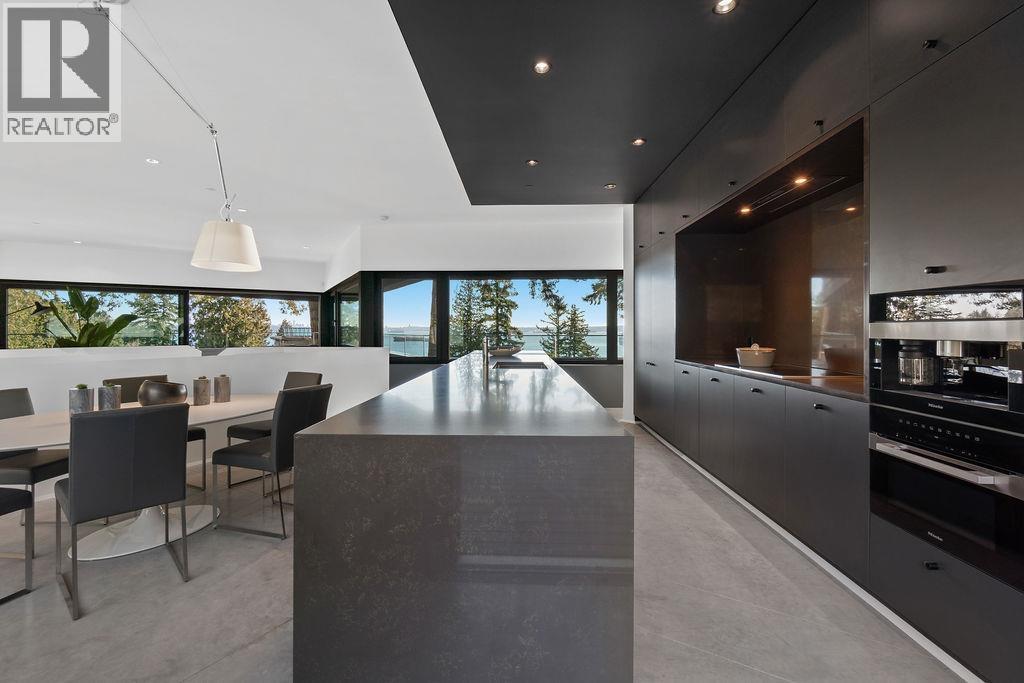 4166 ROSE CRESCENT, West Vancouver