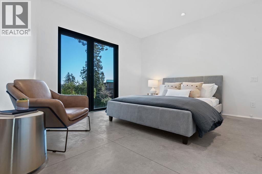 4166 ROSE CRESCENT, West Vancouver