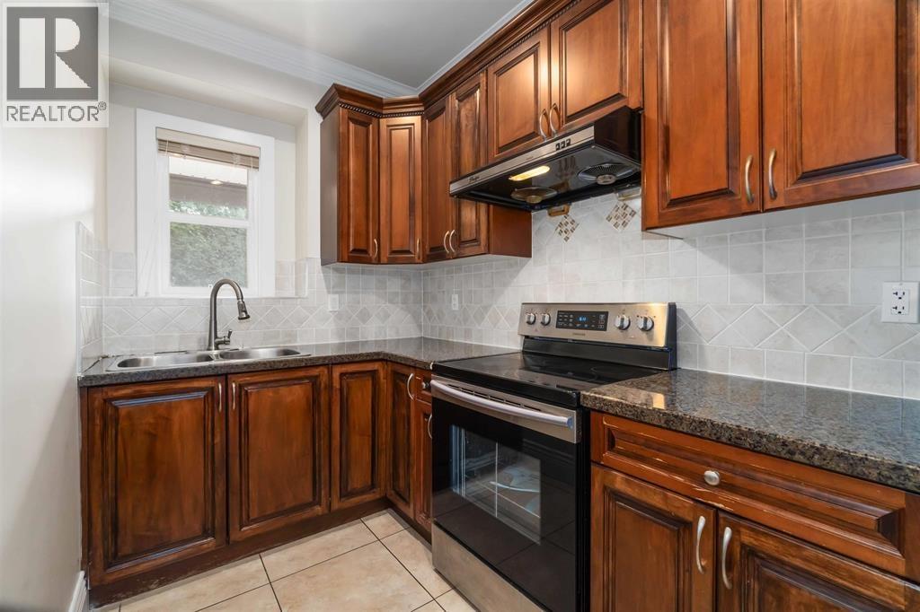 6040 ADAMS Place, Richmond