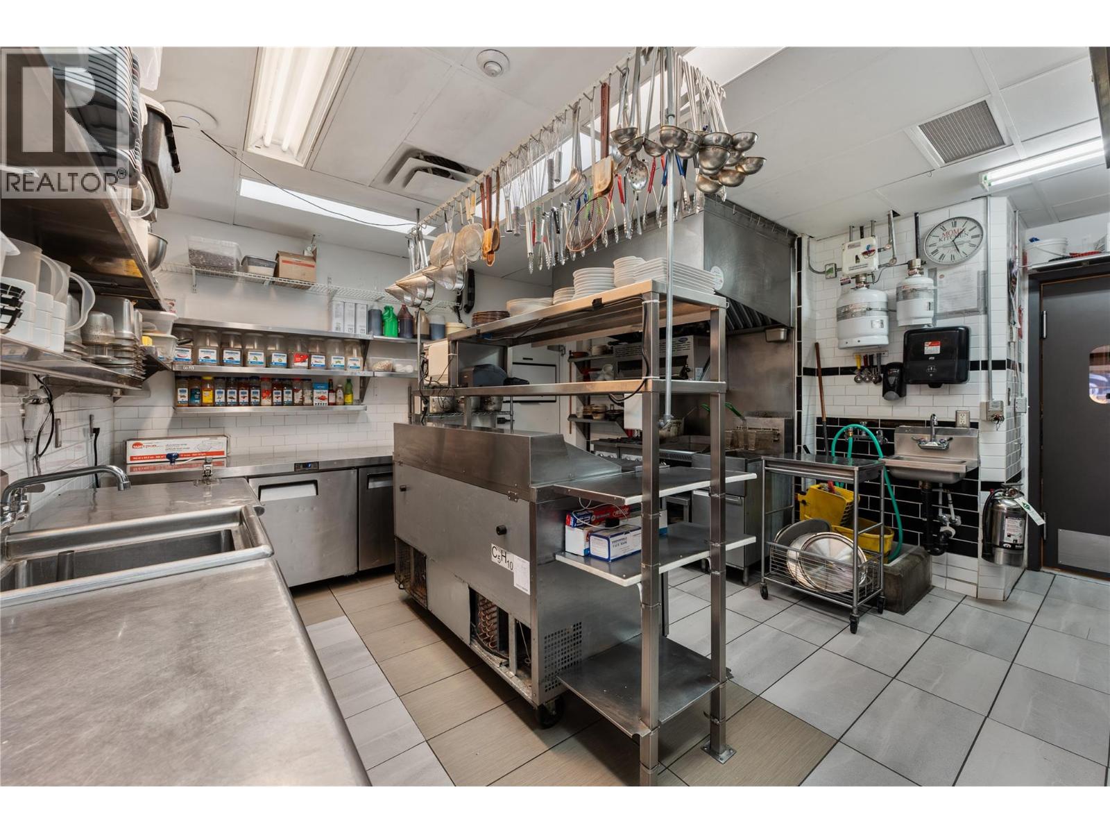  8312 74 Avenue, Osoyoos