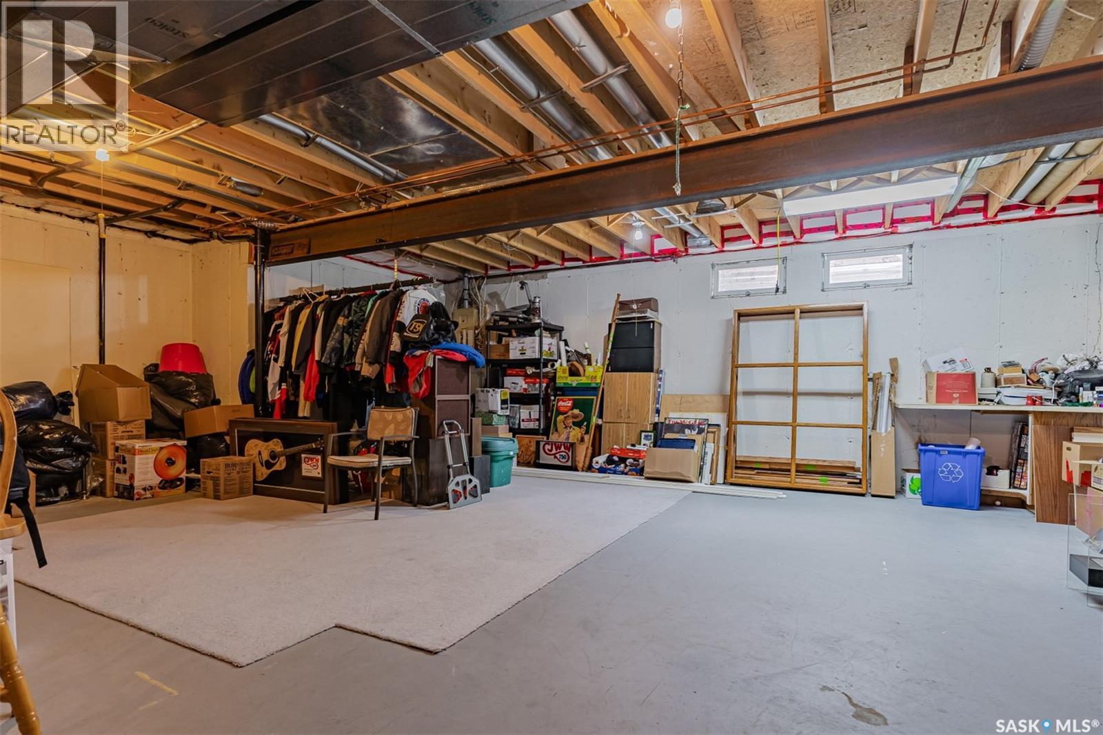 Single Family House 2 Level for Sale in   Heritage CRESCENT Saskatoon 