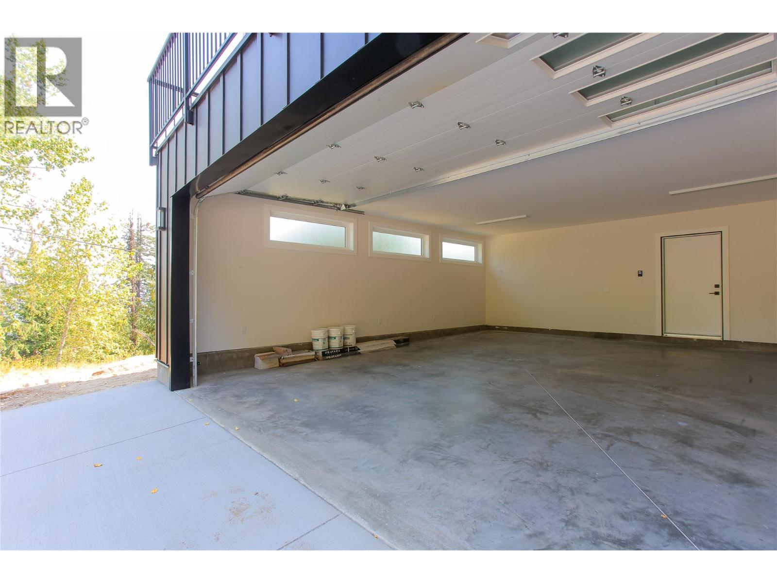 1572 Treadwell Street, Rossland