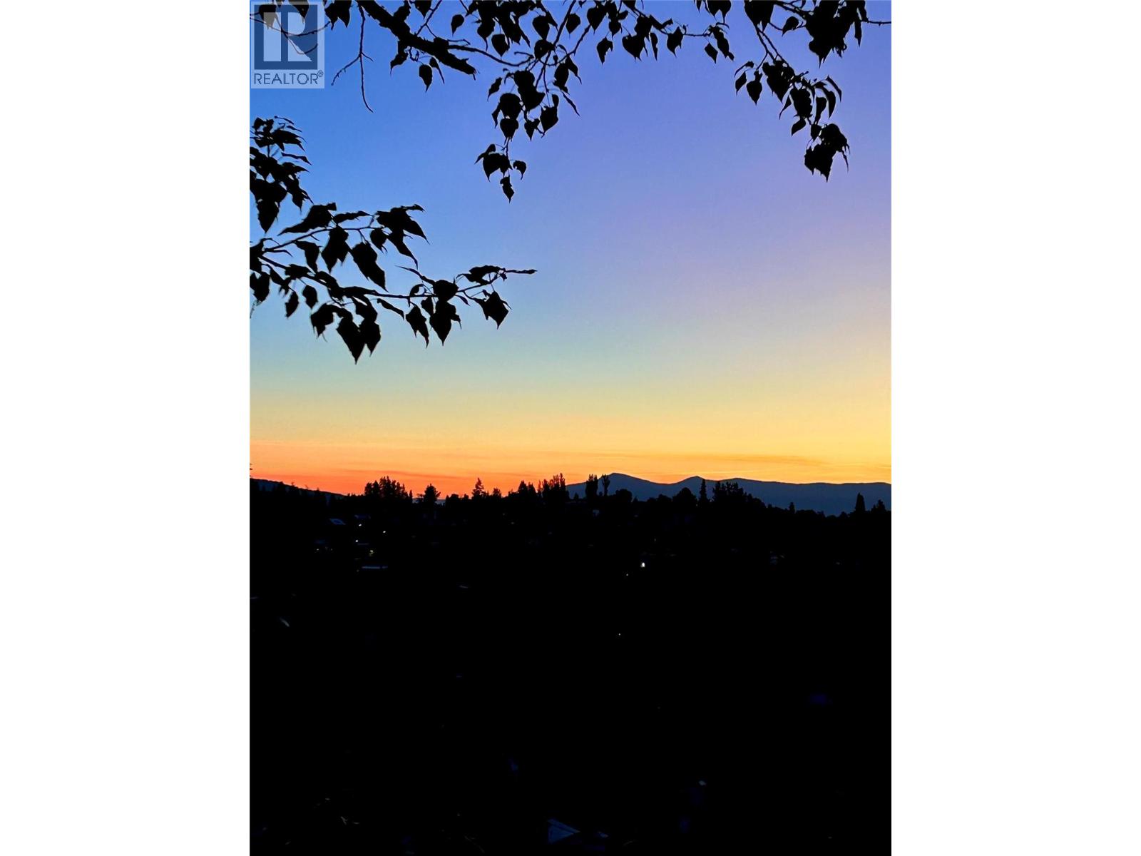 1572 Treadwell Street, Rossland