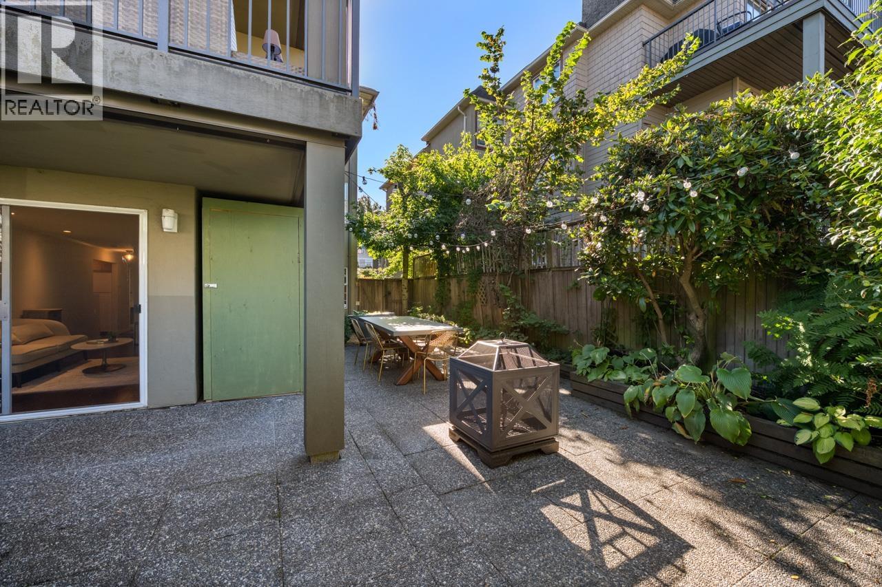 104 925 W 15TH AVENUE, Vancouver