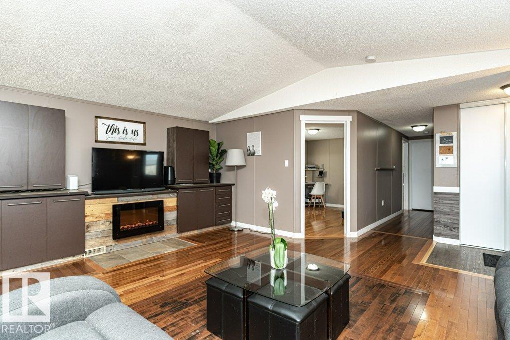 320 Maple Wood DR NW, Edmonton