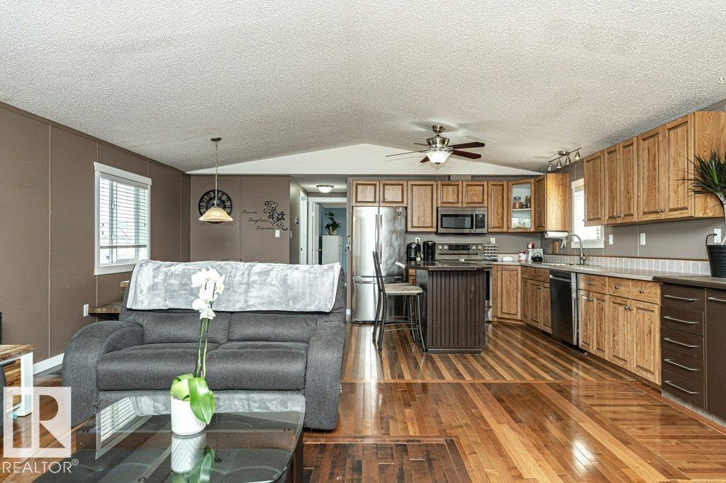 320 Maple Wood DR NW, Edmonton