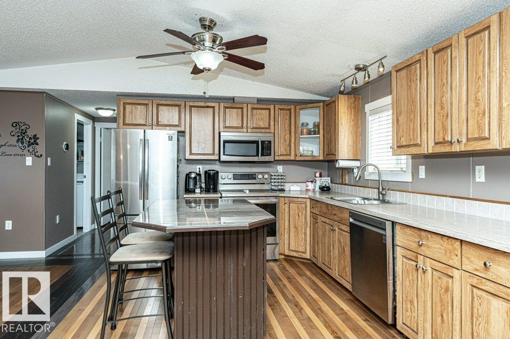 320 Maple Wood DR NW, Edmonton