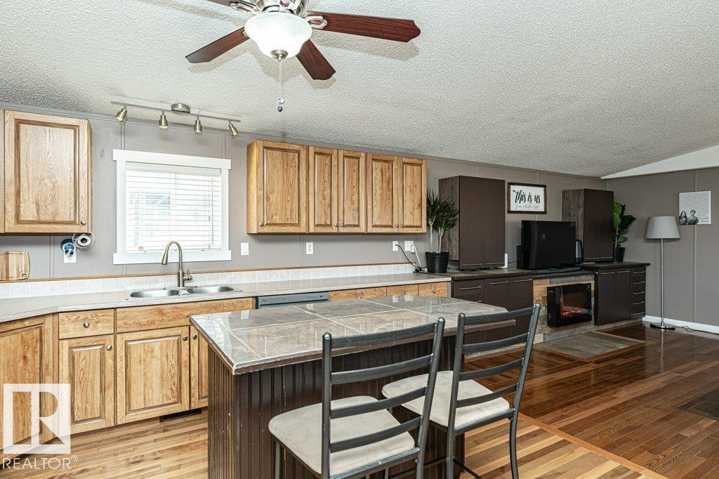 320 Maple Wood DR NW, Edmonton