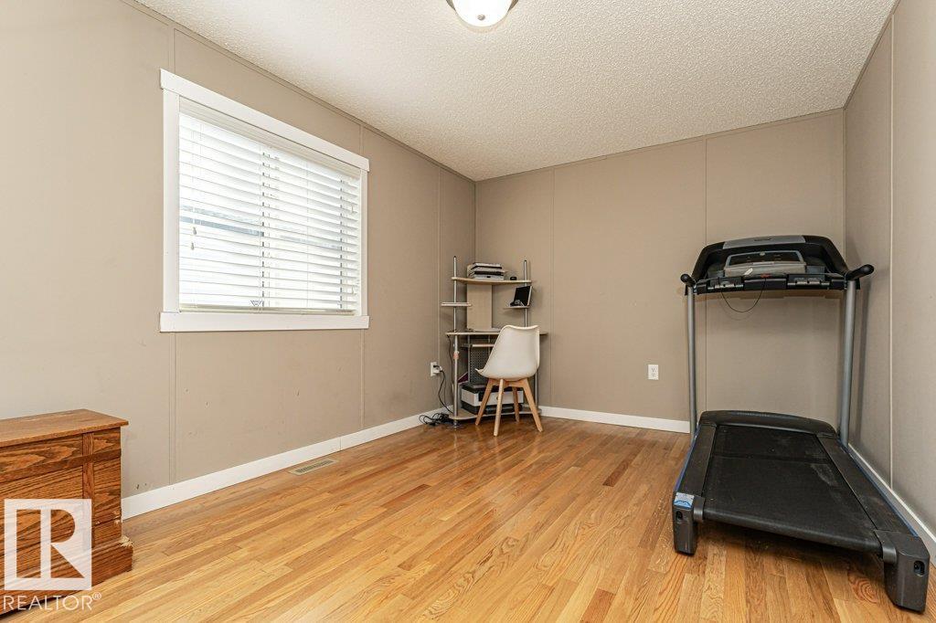 320 Maple Wood DR NW, Edmonton