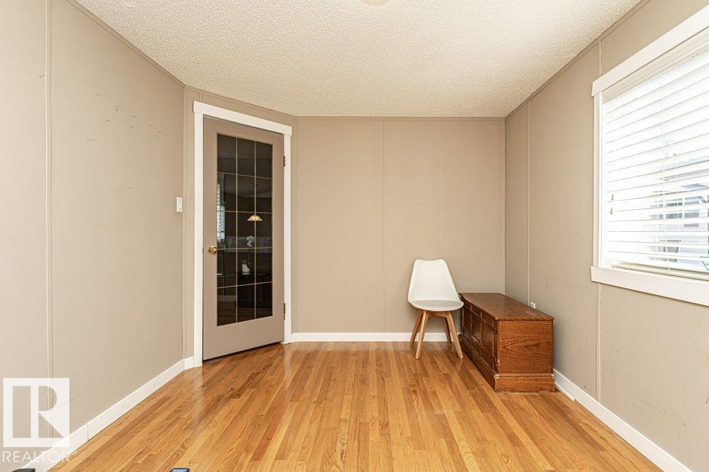 320 Maple Wood DR NW, Edmonton