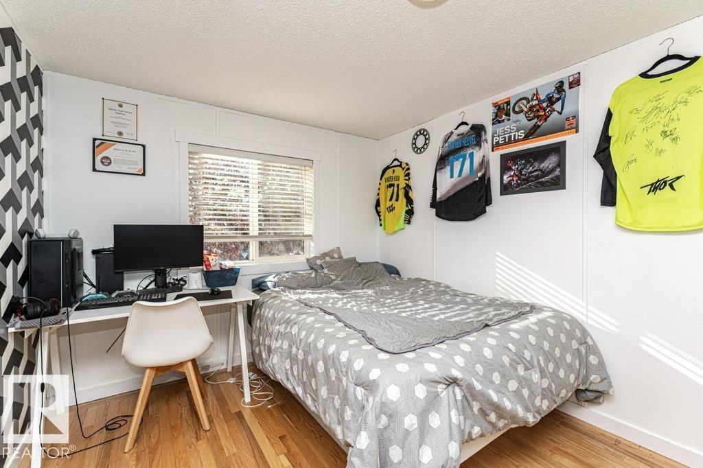 320 Maple Wood DR NW, Edmonton