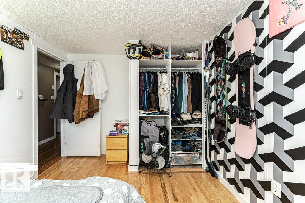 320 Maple Wood DR NW, Edmonton