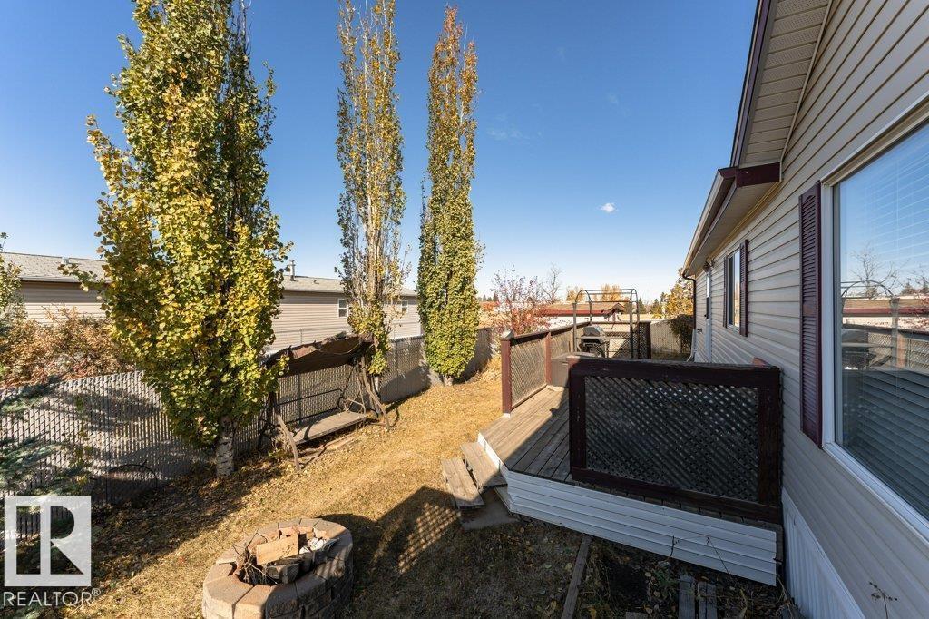 320 Maple Wood DR NW, Edmonton