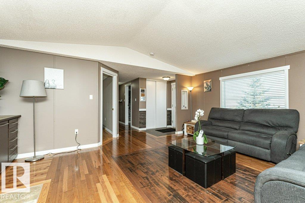 320 Maple Wood DR NW, Edmonton