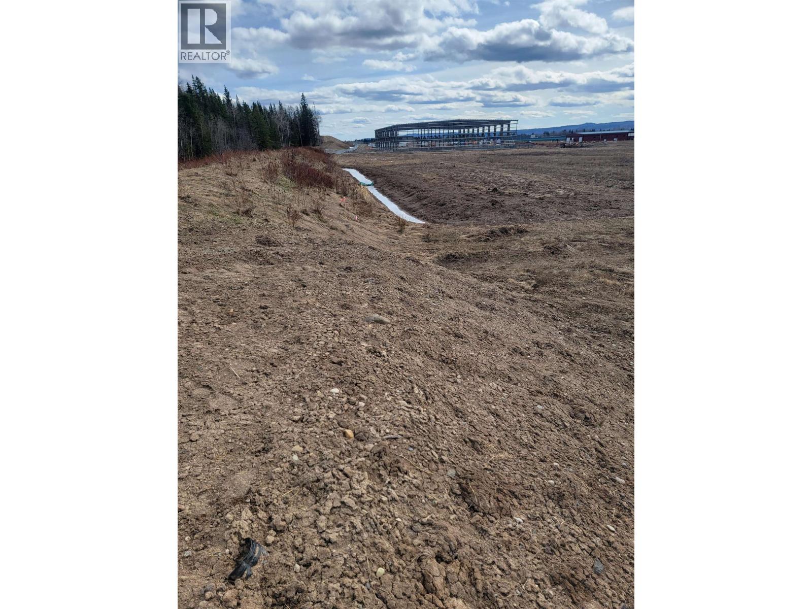 Photo 8 of 8 — 6686 BOUNDARY ROAD · Prince George, BC