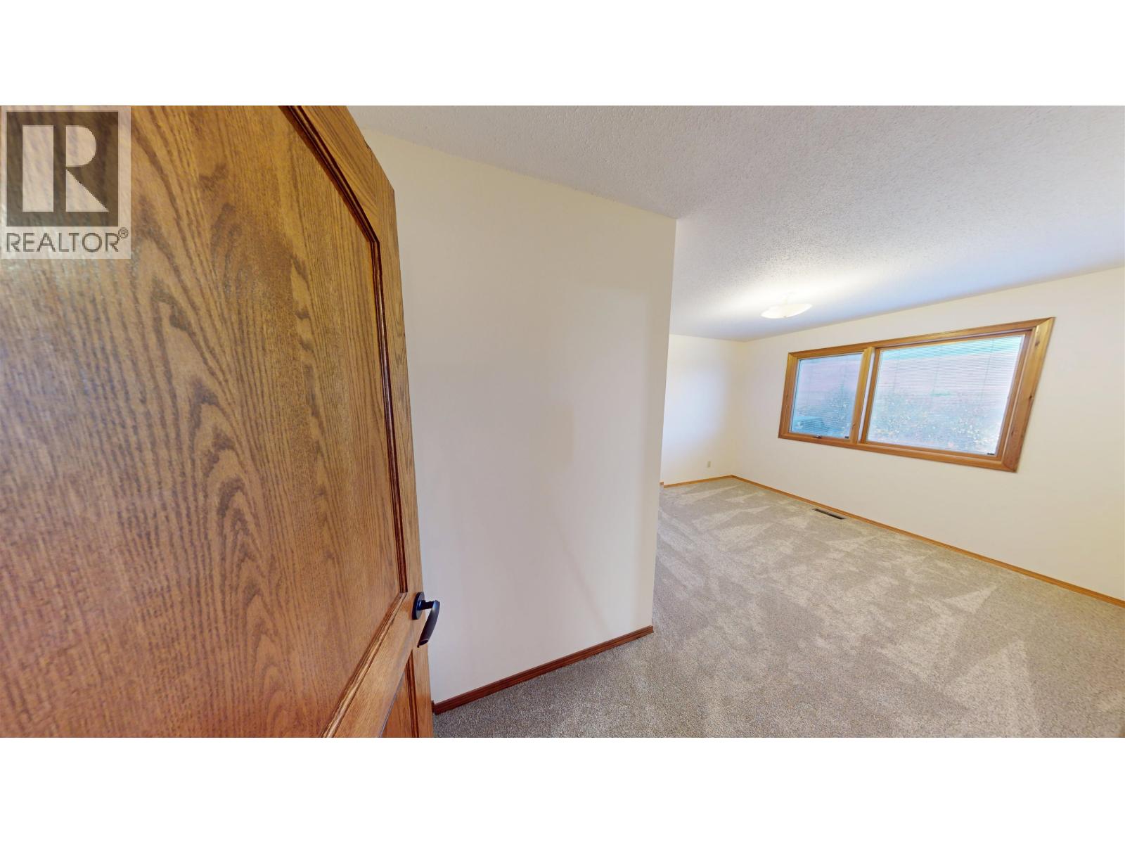 7137 N PINE ROAD, Fort St. John