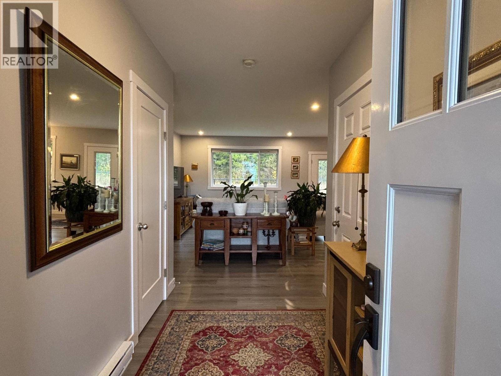5234 SMITH Avenue, Terrace