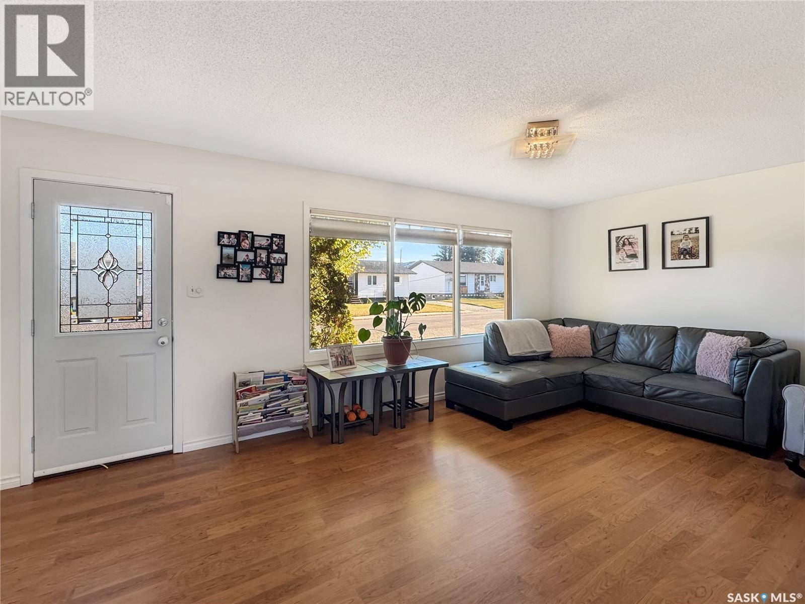 264 7th AVENUE W - photo 4