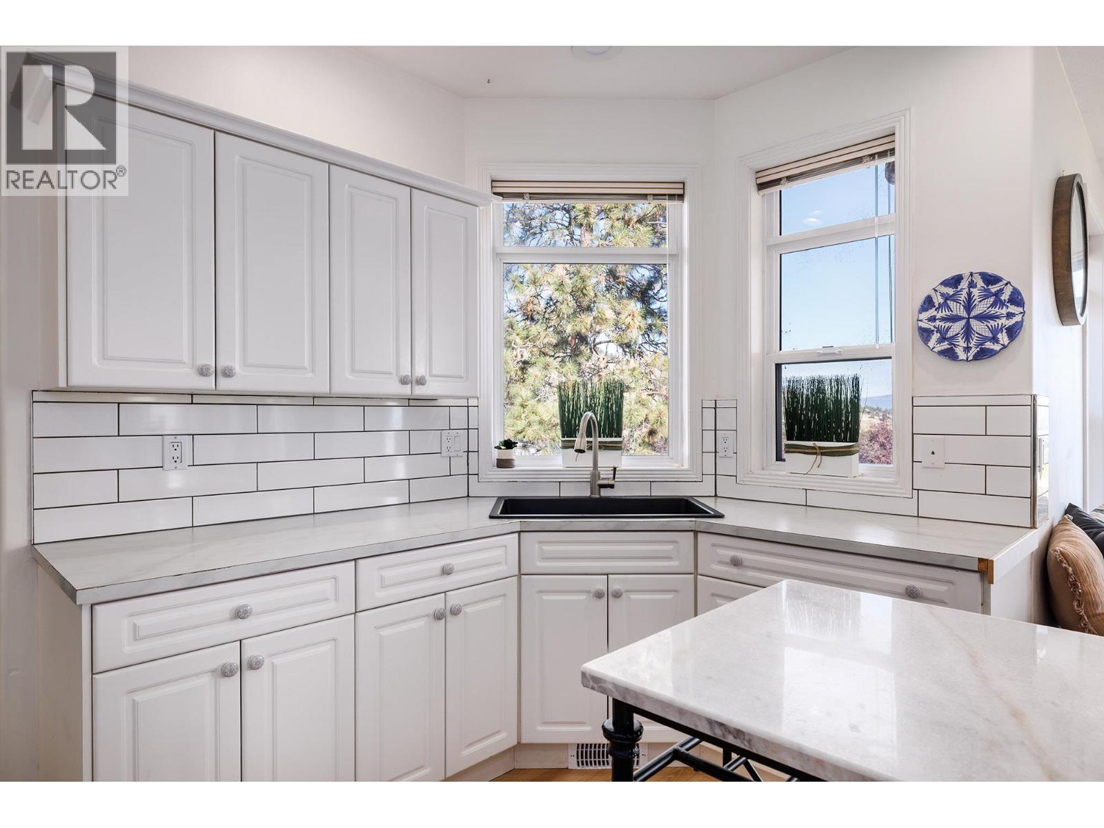  1677 Mission Hill Road, West Kelowna
