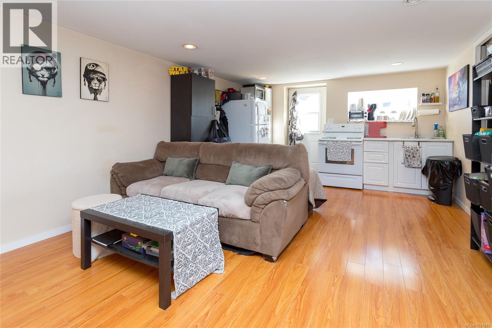  3359 Summerhill Crescent, Colwood