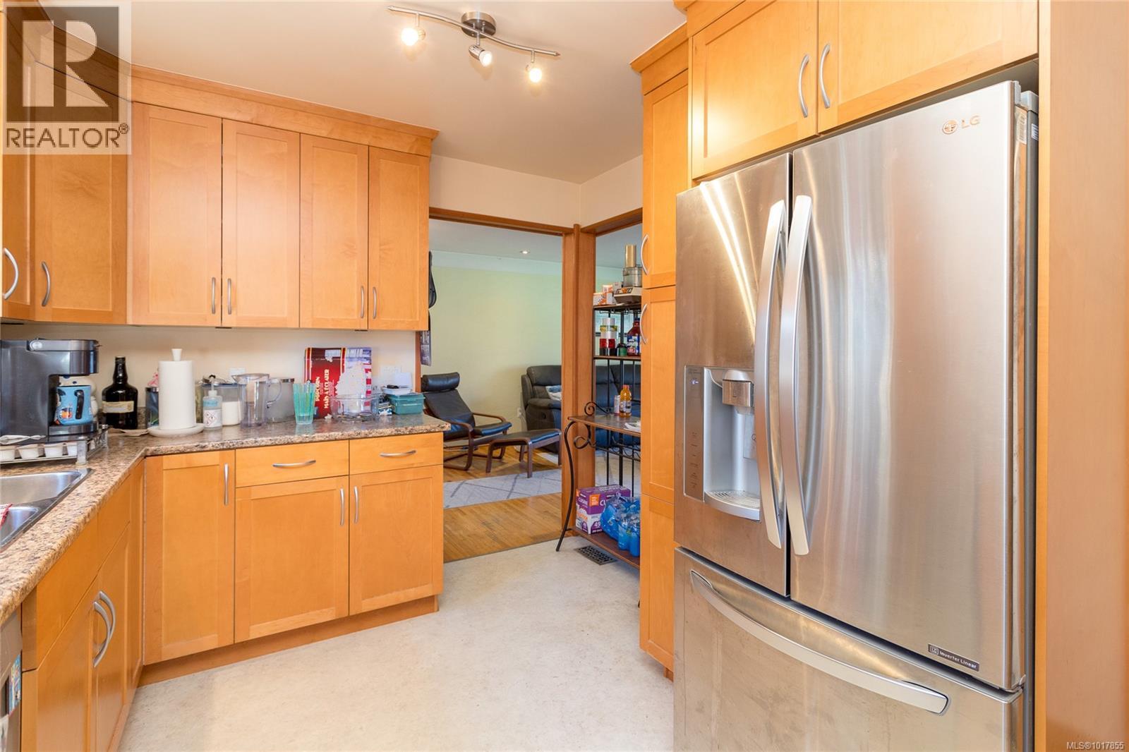  3359 Summerhill Crescent, Colwood