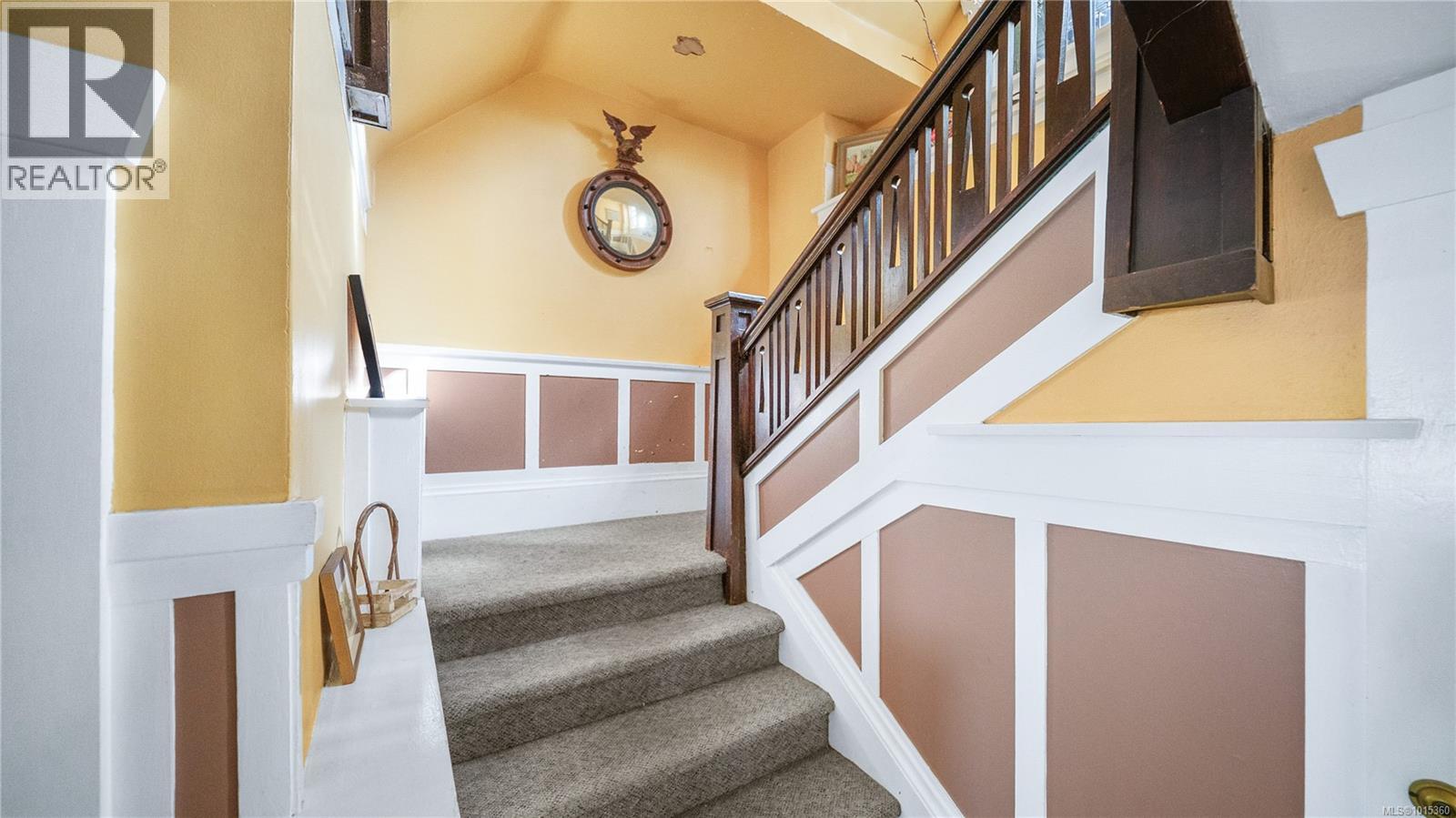1124 Dallas Road, Victoria
